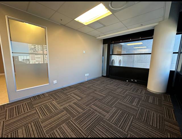 249M² OFFICE TO LET IN SANDTON CENTRAL